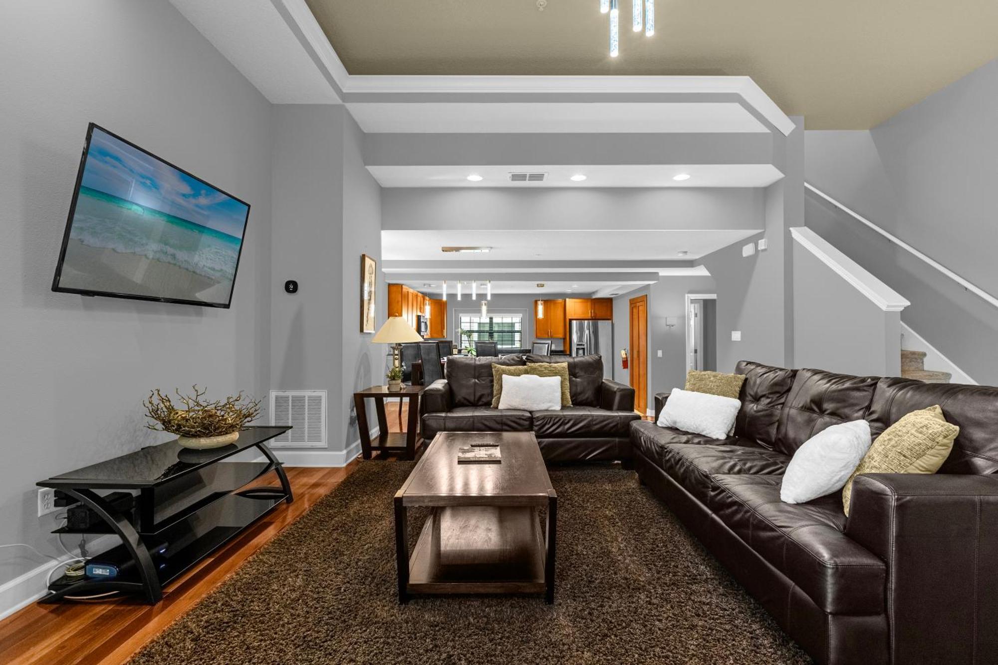 Cozy & Elegant 4Br Enchanted Townhouse - 1 Mile To Disney With Resort Pool, Gym, & Jacuzzi Orlando Eksteriør bilde