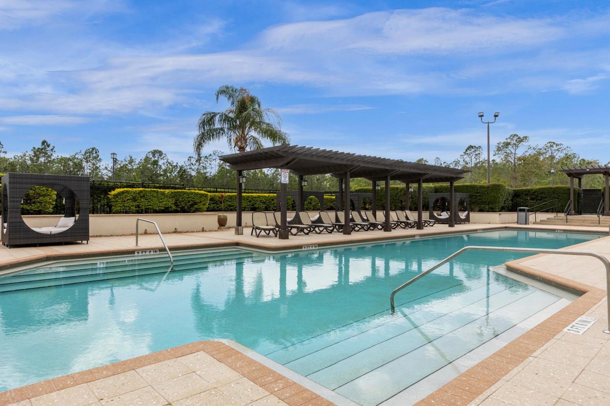 Cozy & Elegant 4Br Enchanted Townhouse - 1 Mile To Disney With Resort Pool, Gym, & Jacuzzi Orlando Eksteriør bilde