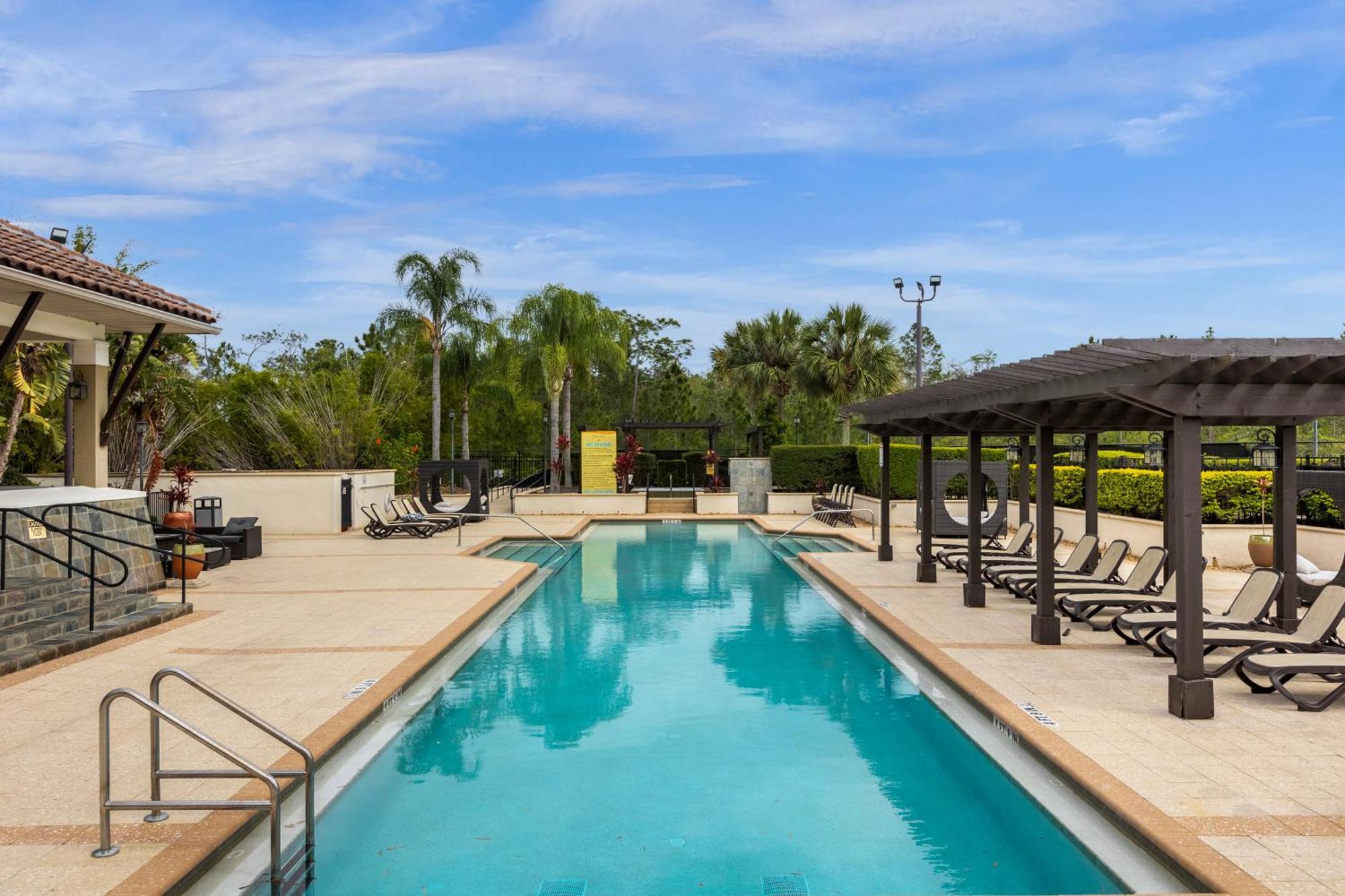 Cozy & Elegant 4Br Enchanted Townhouse - 1 Mile To Disney With Resort Pool, Gym, & Jacuzzi Orlando Eksteriør bilde
